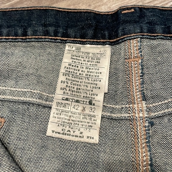 Carhartt Men’s 42x32 Fire Retardant Jeans - Picture 8 of 9